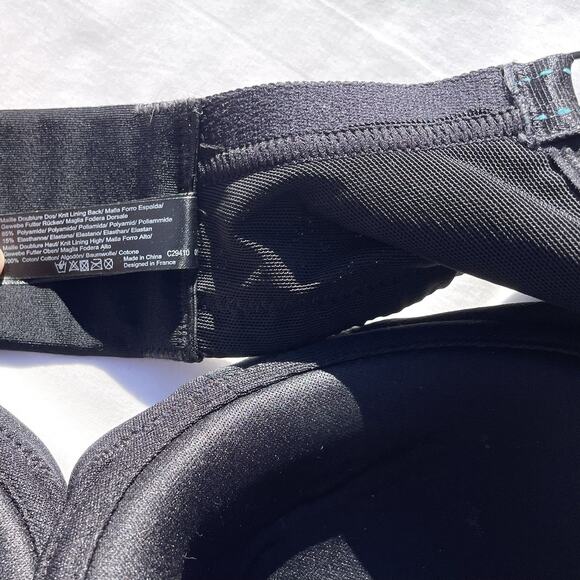 Chantelle High Impact Underwire Sports Bra 32DDD Black Blue Stitch C29410 - Picture 5 of 5